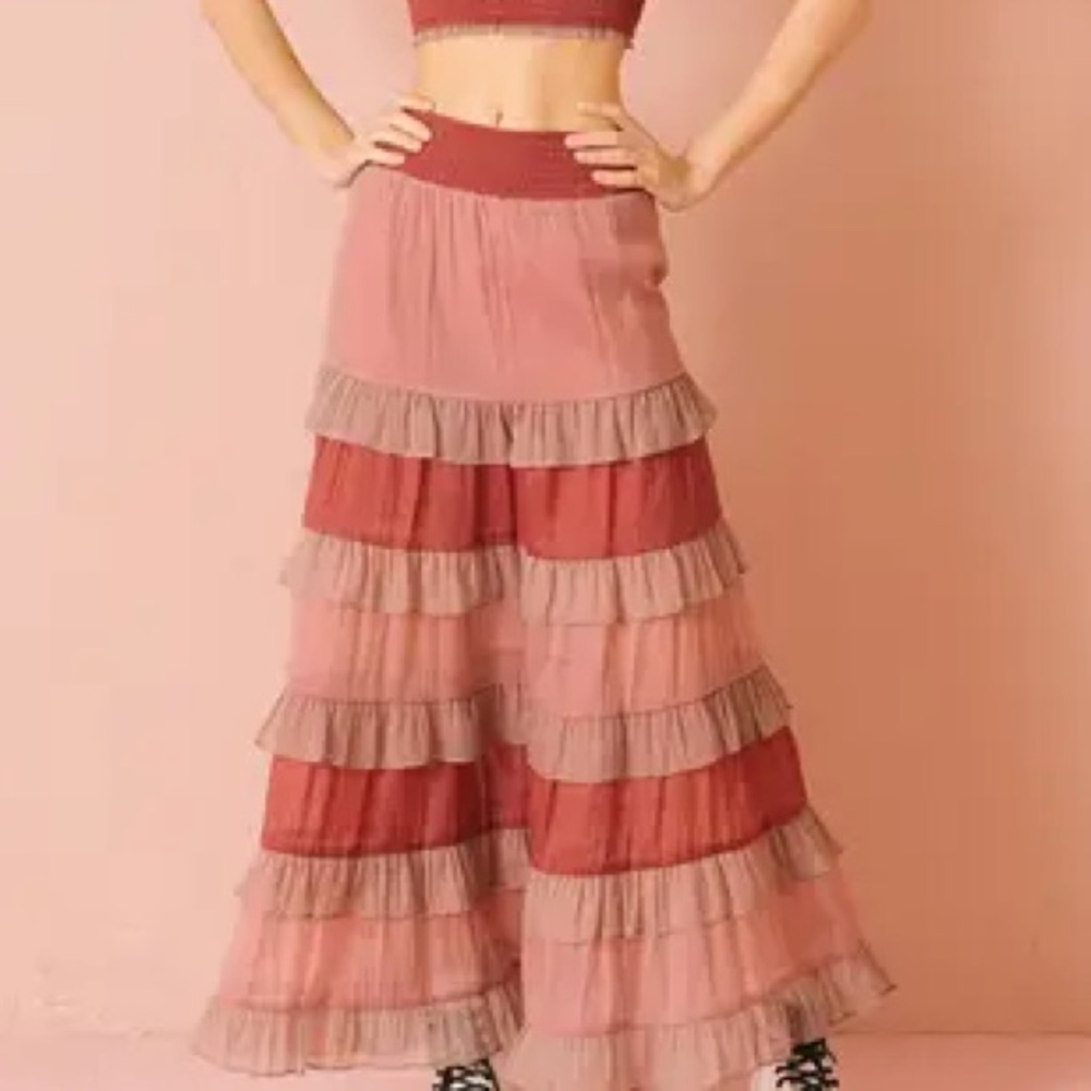 Vestique Skirt